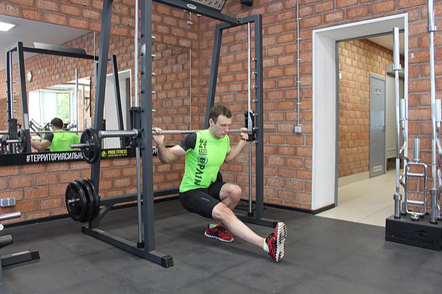 Photo of Smith Machine Pistol Squat exercise