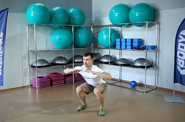 Photo of Knee Tuck Jump exercise