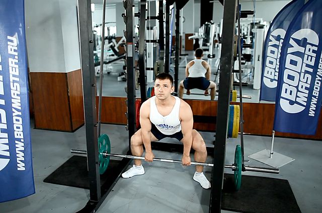 Photo of Reverse Band Sumo Deadlift exercise