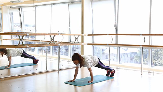 Photo of Multilevel Push Up exercise