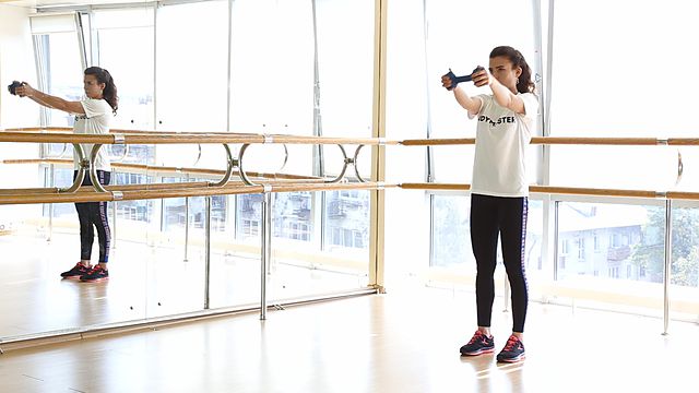 Photo of Infinity with a dumbbell exercise