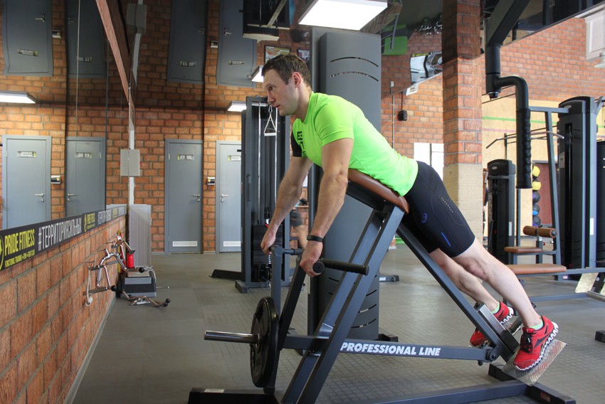 Exercise Lying T-Bar Row