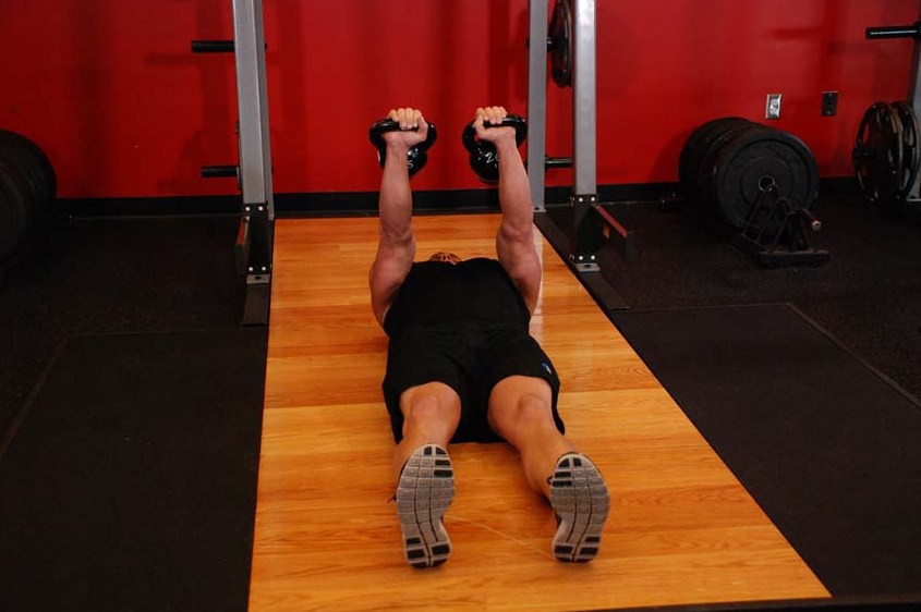 Exercise Alternating Floor Press 