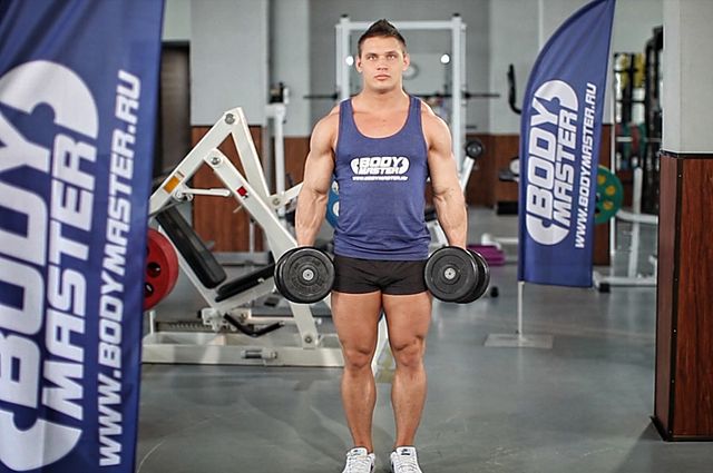 Photo of Alternate Hammer Curl exercise