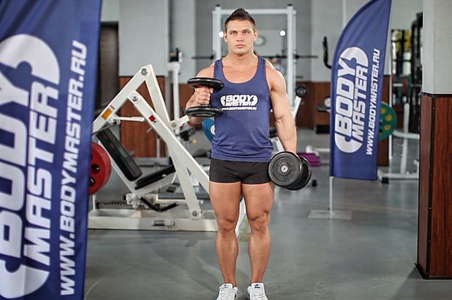 Photo of Alternate Hammer Curl exercise