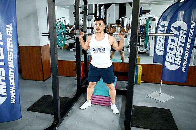 Photo of Box Squat exercise
