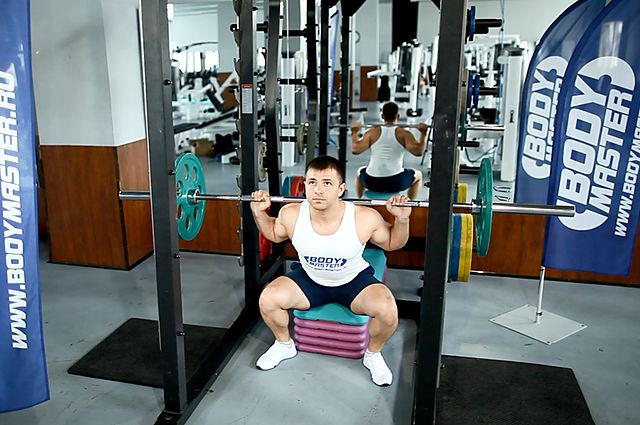 Photo of Box Squat exercise