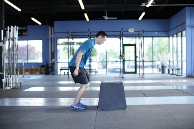 Photo of Прыжки на подставку exercise
