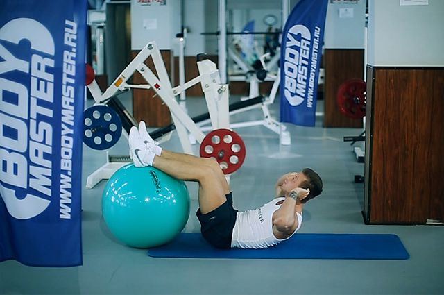 Photo of Crunch - Legs On Exercise Ball exercise