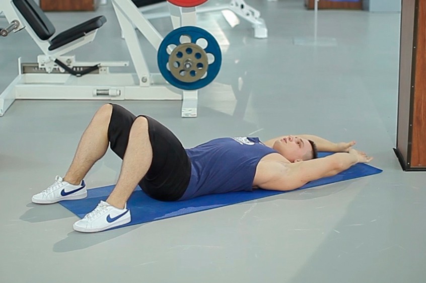 Exercise Crunch - Hands Overhead