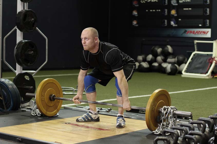 Exercise Deadlift with Chains