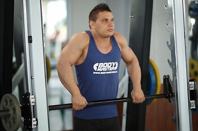 Photo of Smith Machine Shrug exercise