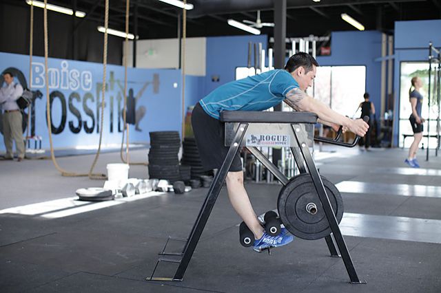 Photo of Обратная гиперэкстензия exercise