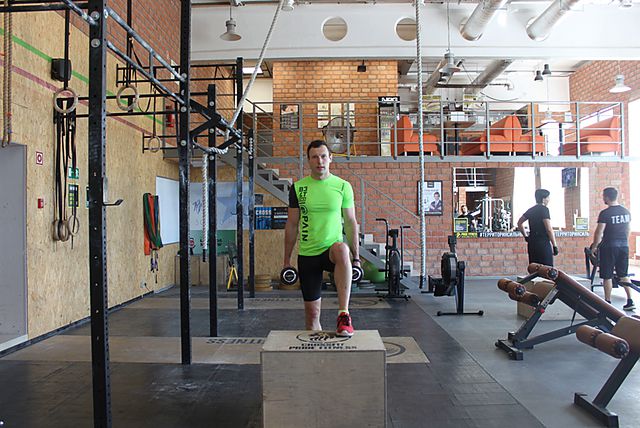 Photo of Dumbbell Step Ups  exercise