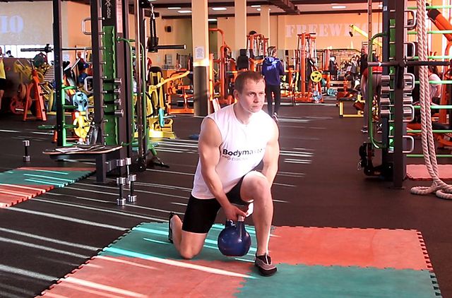 Photo of Lunge Pass Through exercise