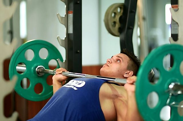 Photo of Barbell Incline Bench Press - Medium Grip exercise