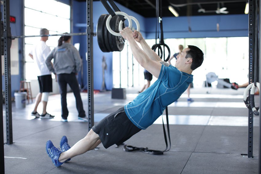 Exercise Suspended Row