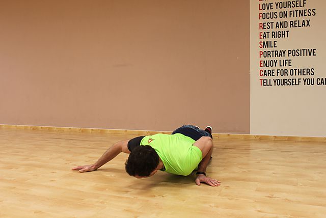 Photo of Isometric Wipers exercise