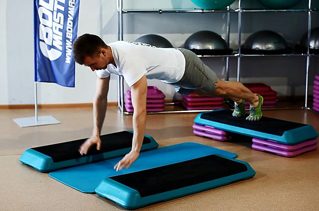 Photo of Incline Push-Up Depth Jump exercise